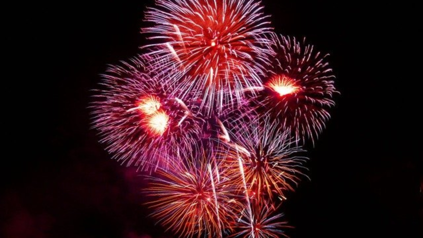 fireworks-1758_640